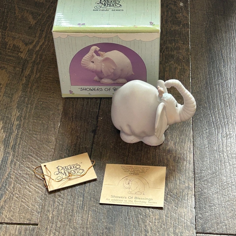 Precious Moments Showers Of Blessings Elephant Figurine 105945 Birthday Series